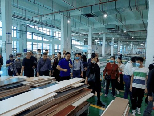 水性科天無毒全屋定制工廠團(tuán)購直銷會燃動全城，簽單率超80% 云計算設(shè)備銷售